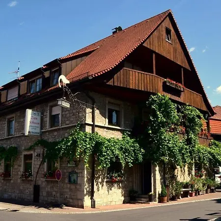 Monteurhaus Mit Mehreren Wurzburg